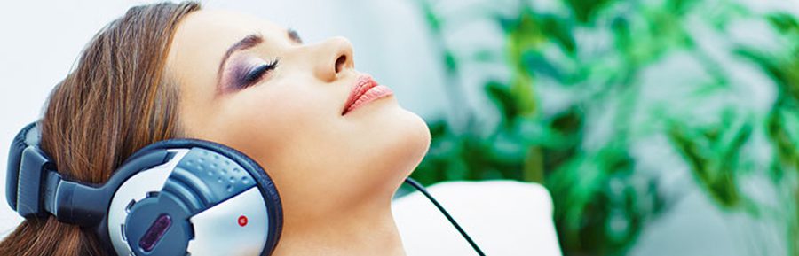 Melodies in the chair: how music enhances dental experiences